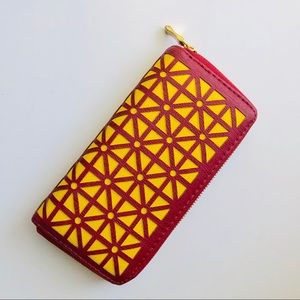 Zip Close Wallet Clutch Coin Purse